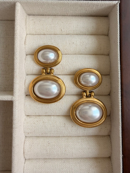 Oval Drop Pearl Earrings