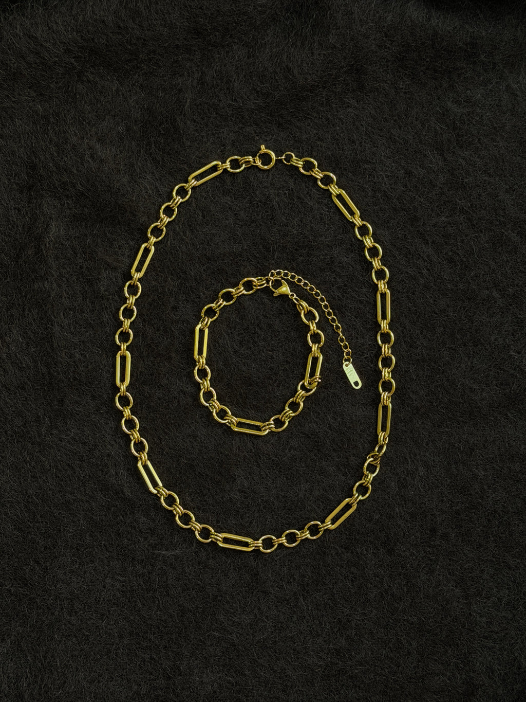 Linked Glow Bracelet