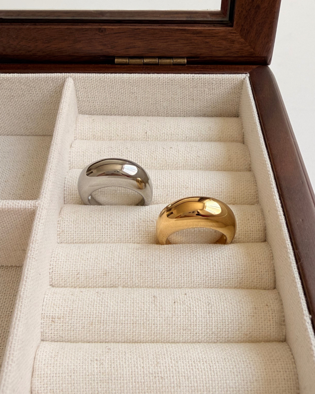 Ease Ring