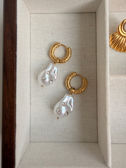 Baroque Drop Earrings