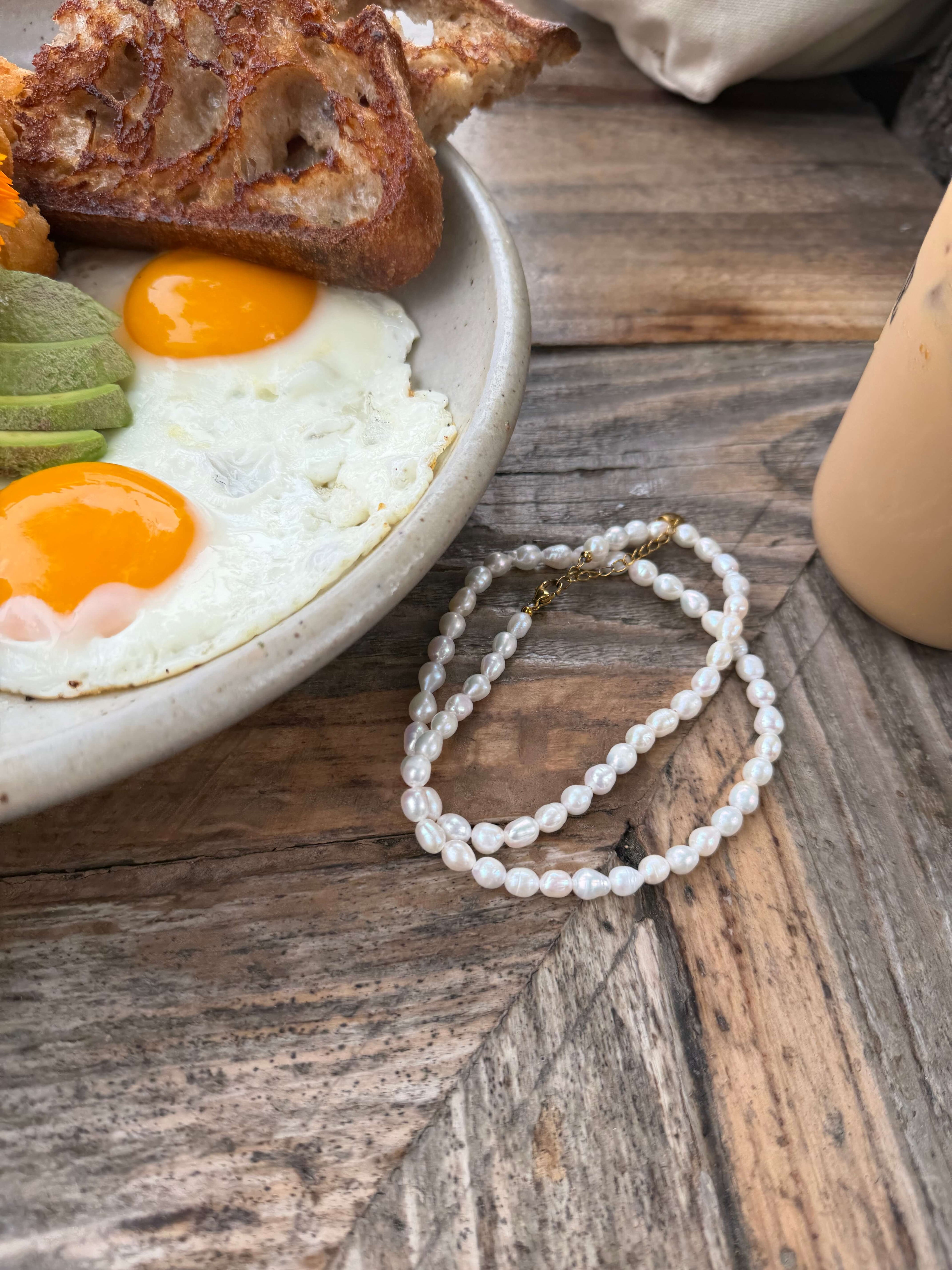 Ria Necklace